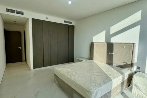 2 Bedroom Apartment for Sale... - picture 5