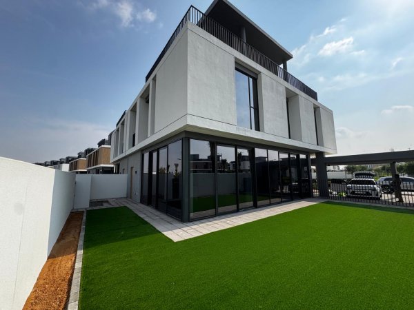 Вилла Arabian Ranches 3 - picture 1