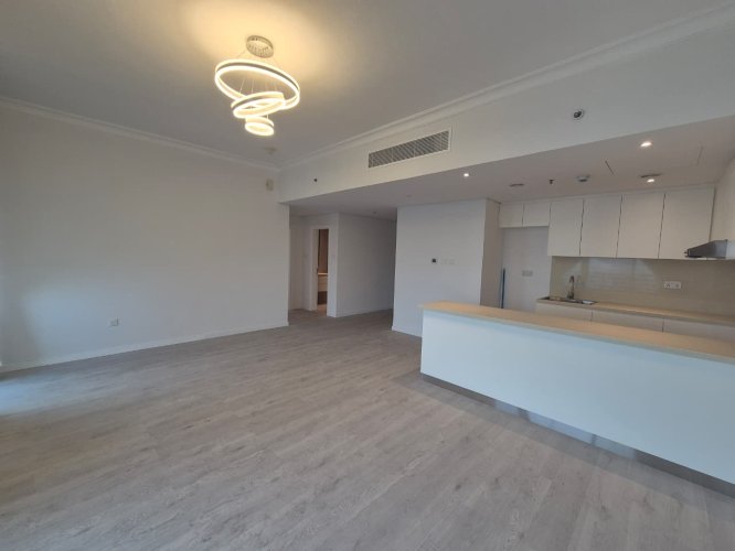 2 Bedroom Apartment for Sale... - picture 4