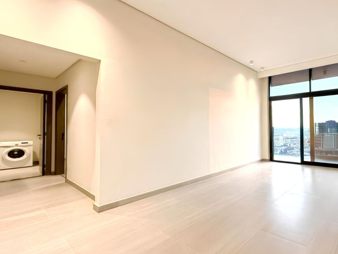 2 Bedroom Apartment for Sale... - picture 4