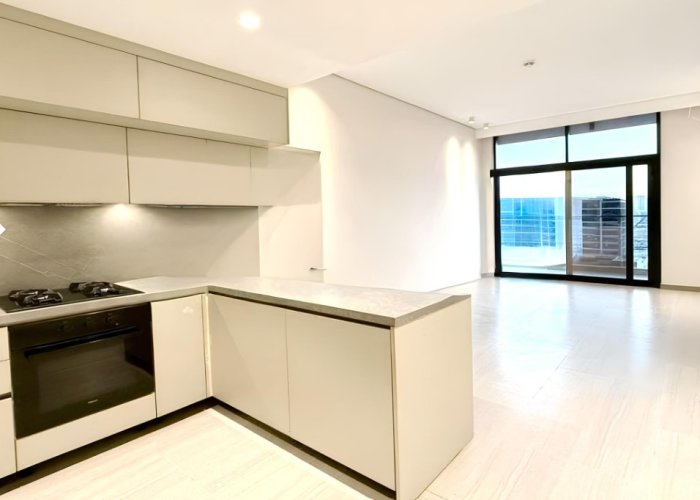 2 Bedroom Apartment for Sale... - picture 3