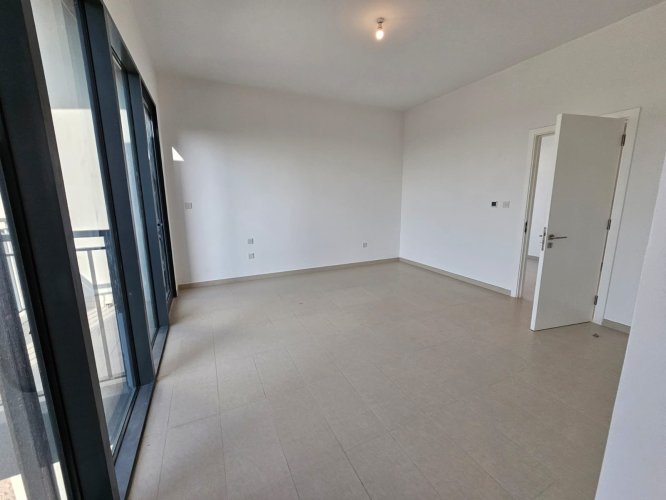 3 Bedroom Townhouse to rent in - picture 5