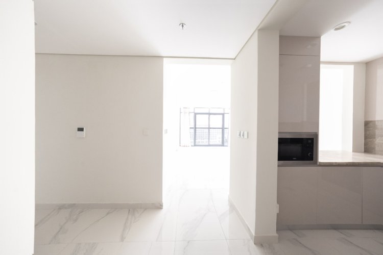 2 Bedroom Apartment for Sale... - picture 4