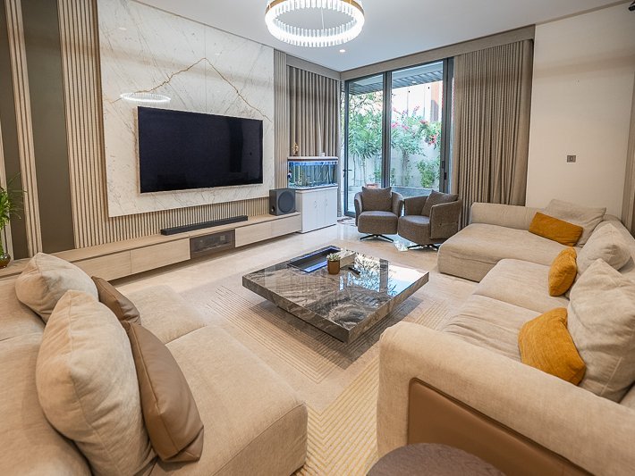 4 Bedroom Villa for Sale in - picture 2