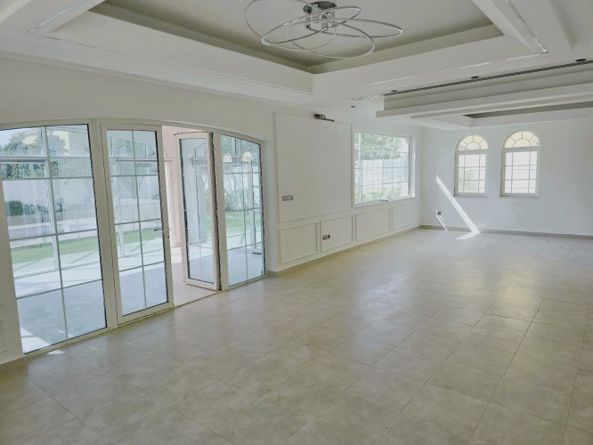 4 Bedroom Villa to rent in - picture 5