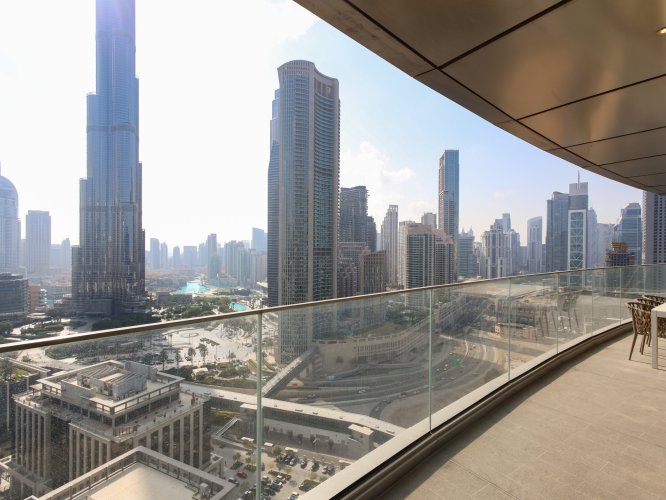 Apartment Downtown Dubai - picture 1