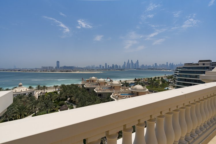 Penthouse Palm Jumeirah - picture 1