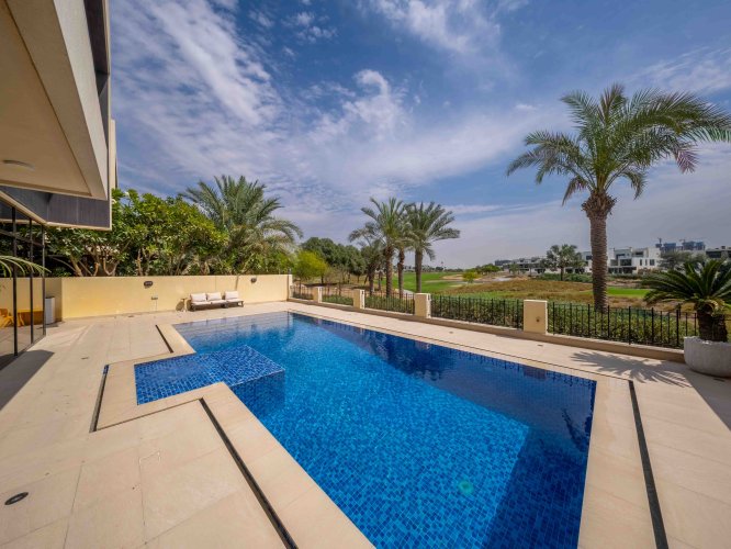 5 Bedroom Villa to rent in... - picture 2