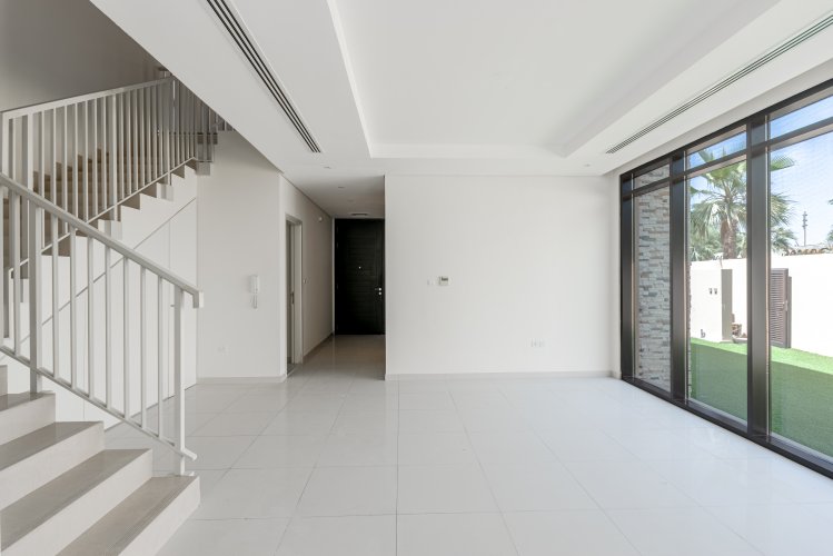 Villa DAMAC Hills - picture 5