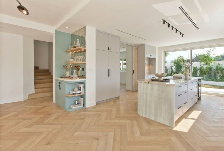 5 Bedroom Villa to rent in... - picture 4