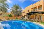 Villa The Lakes - picture 1