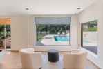 Villa The Lakes - picture 4