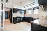 3 Bedroom Villa to rent in Jumeirah Park - picture 4
