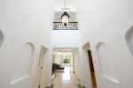 Villa Jumeirah Islands - picture 3